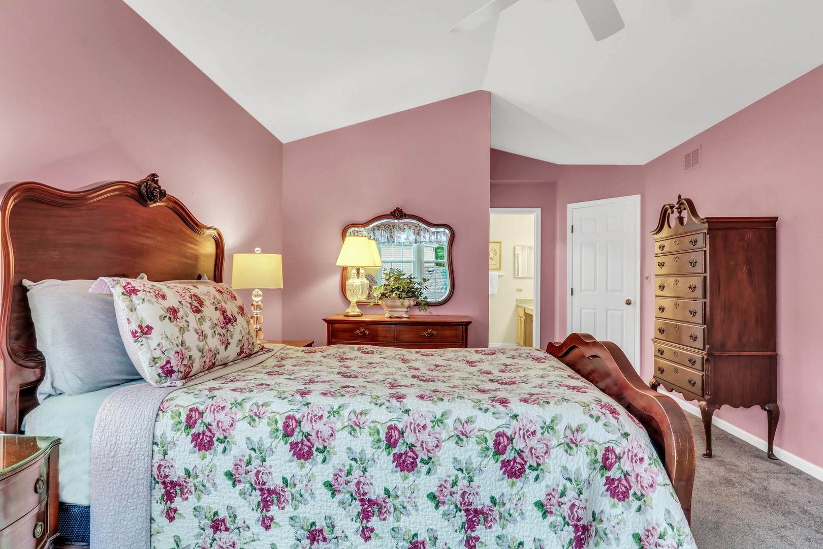 399 Banbury Lane, Grayslake, IL 60030