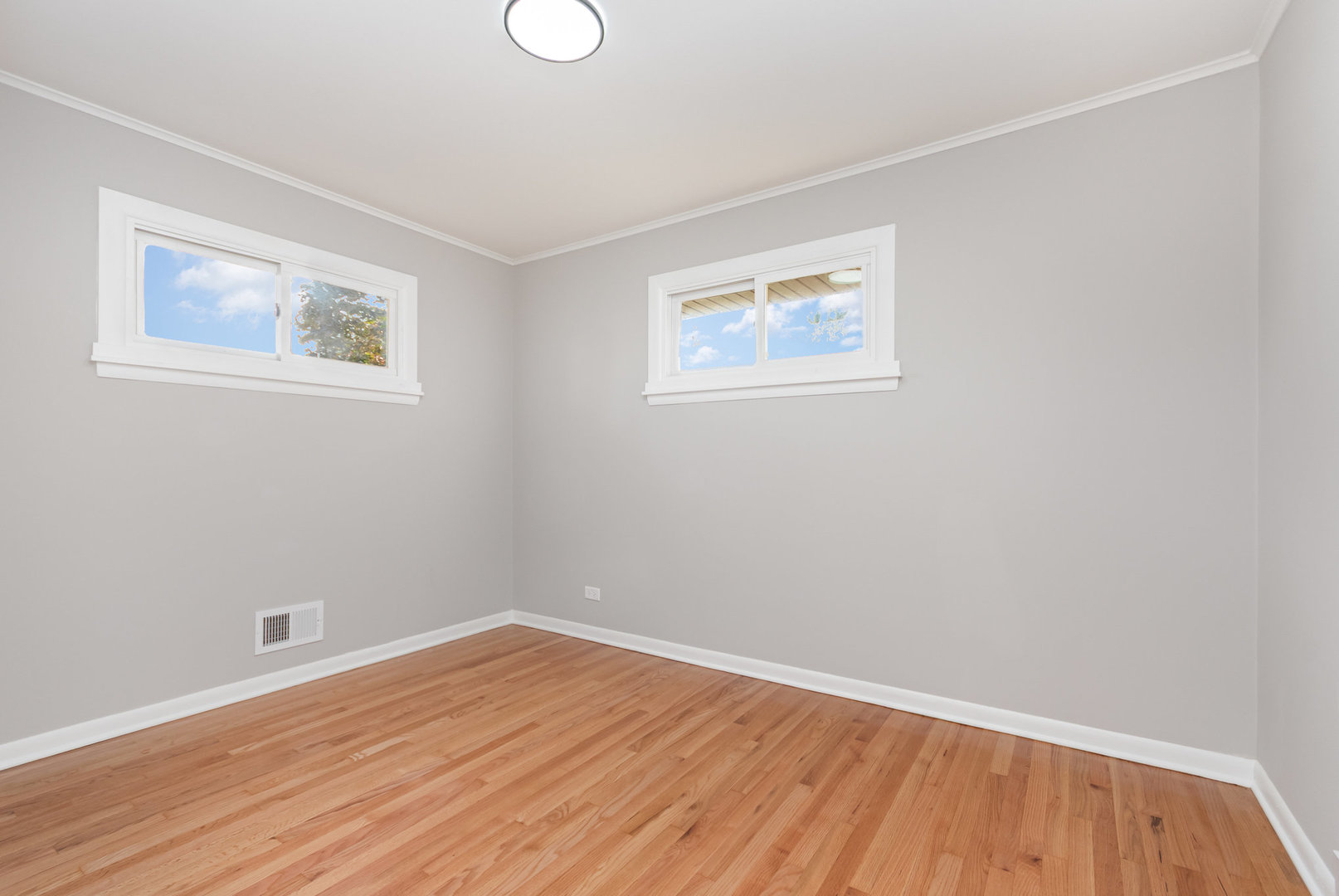 1658 Janet Street, Downers Grove, IL 60515