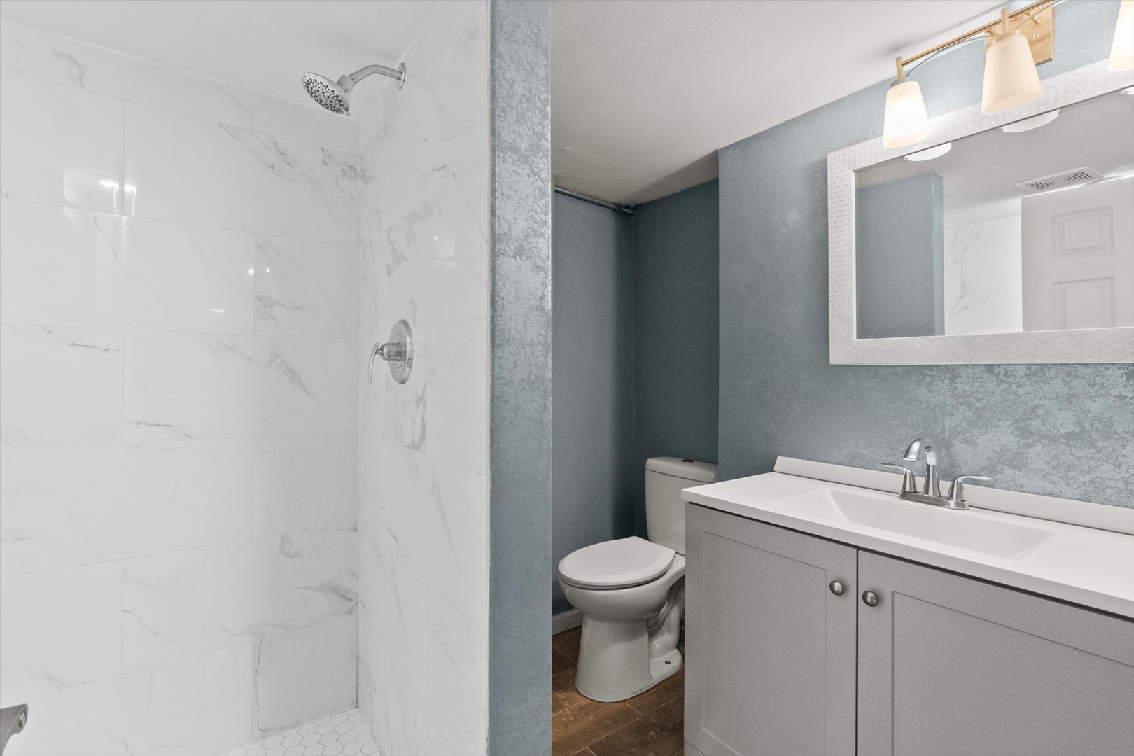 1019 Magnolia Avenue, Joliet, IL 60432