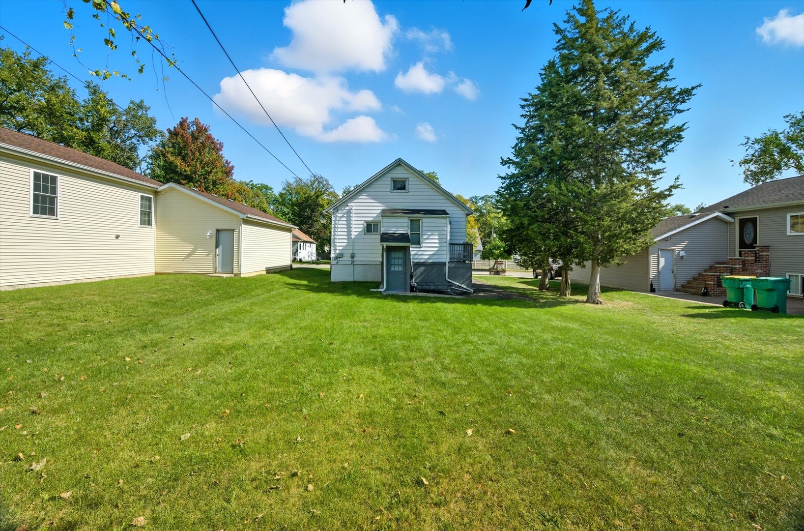 1019 Magnolia Avenue, Joliet, IL 60432