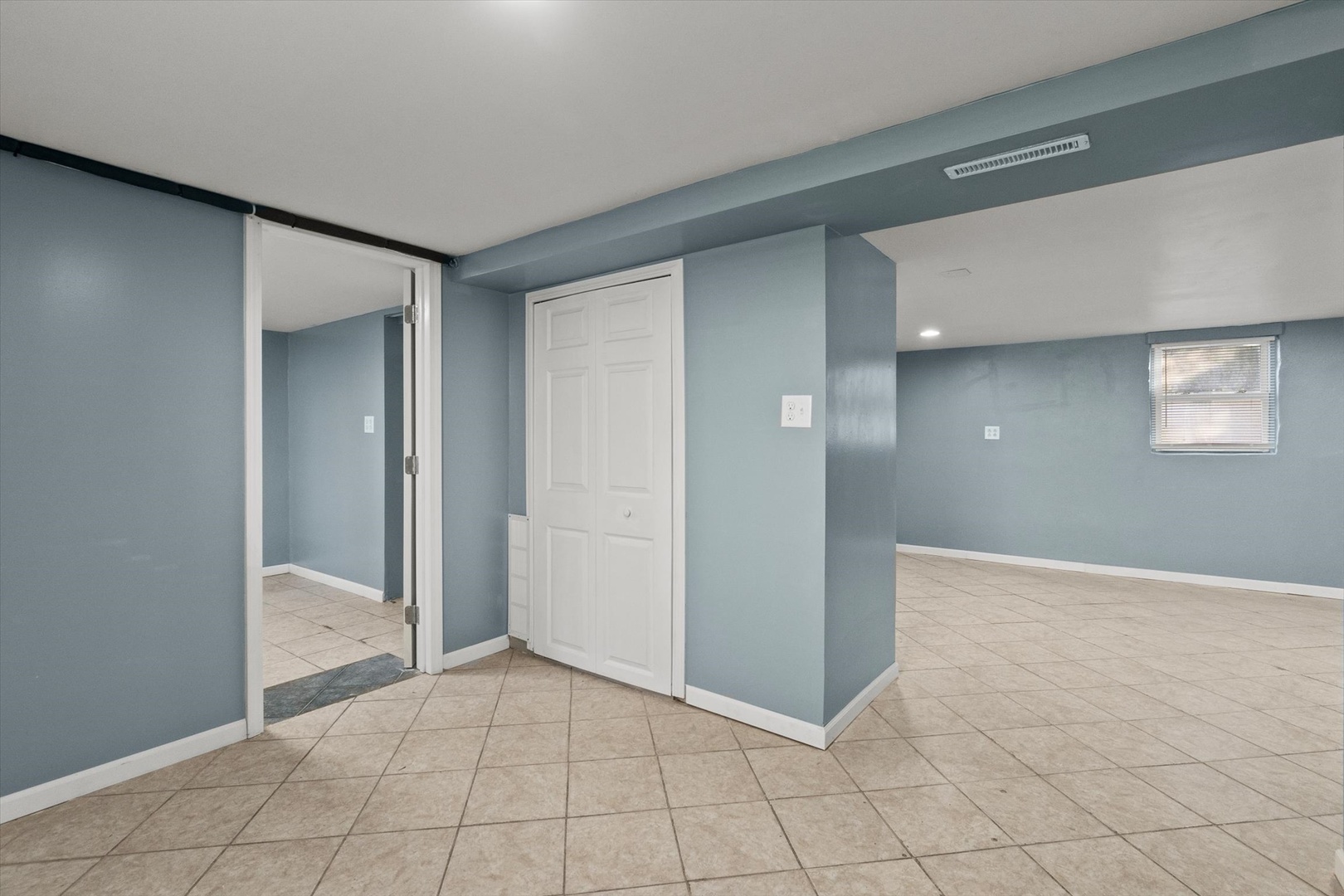 1019 Magnolia Avenue, Joliet, IL 60432