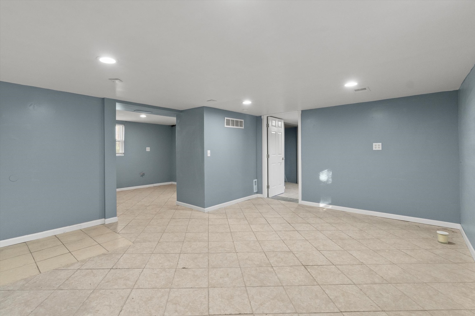 1019 Magnolia Avenue, Joliet, IL 60432