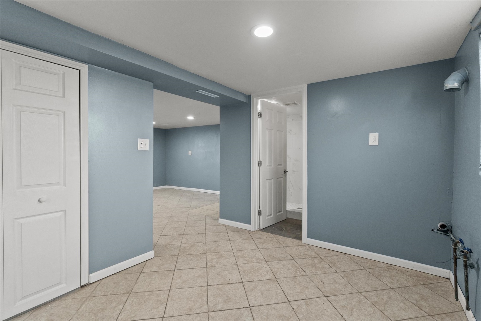 1019 Magnolia Avenue, Joliet, IL 60432