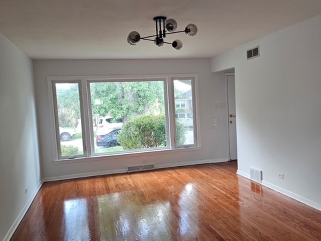 11834 S Campbell Avenue, Chicago, IL 60655