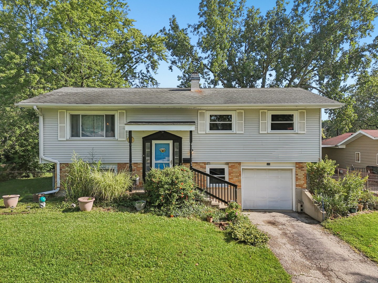 540 Jamison Lane, Hoffman Estates, IL 60169