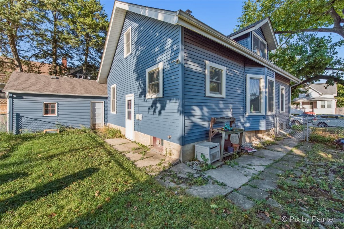 510 McClure Avenue, Elgin, IL 60123