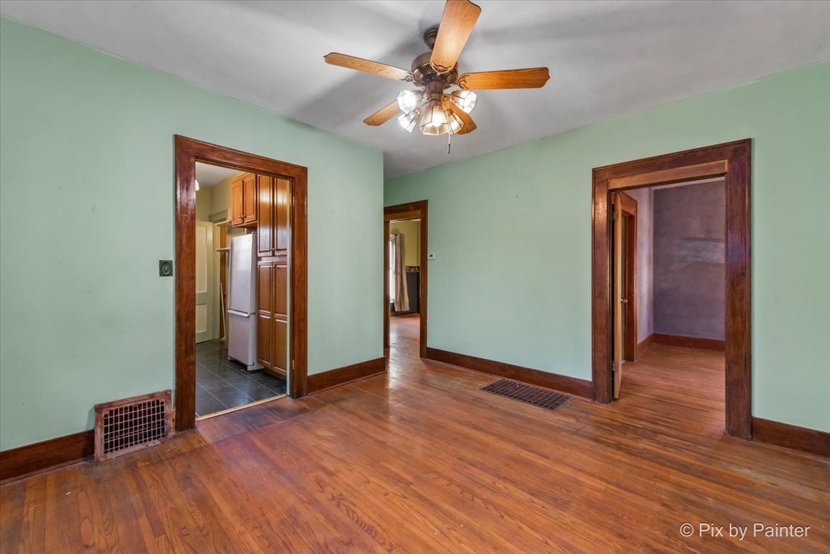 510 McClure Avenue, Elgin, IL 60123