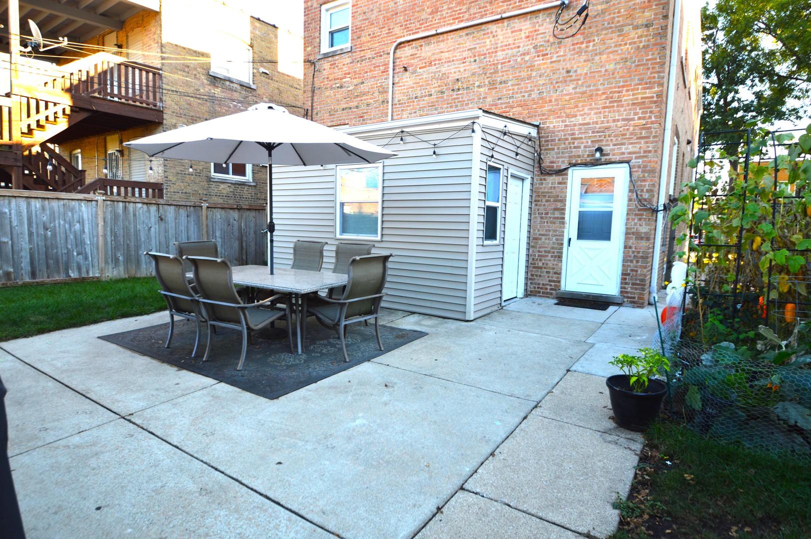 10332 Elizabeth Street #1, Westchester, IL 60154