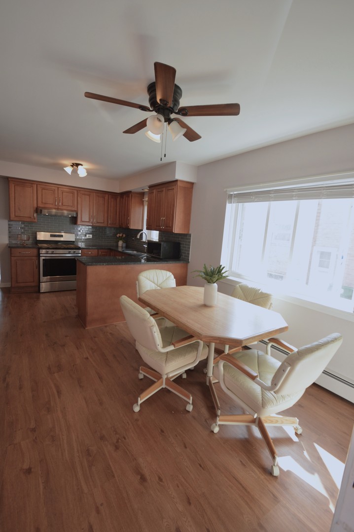 10332 Elizabeth Street #1, Westchester, IL 60154