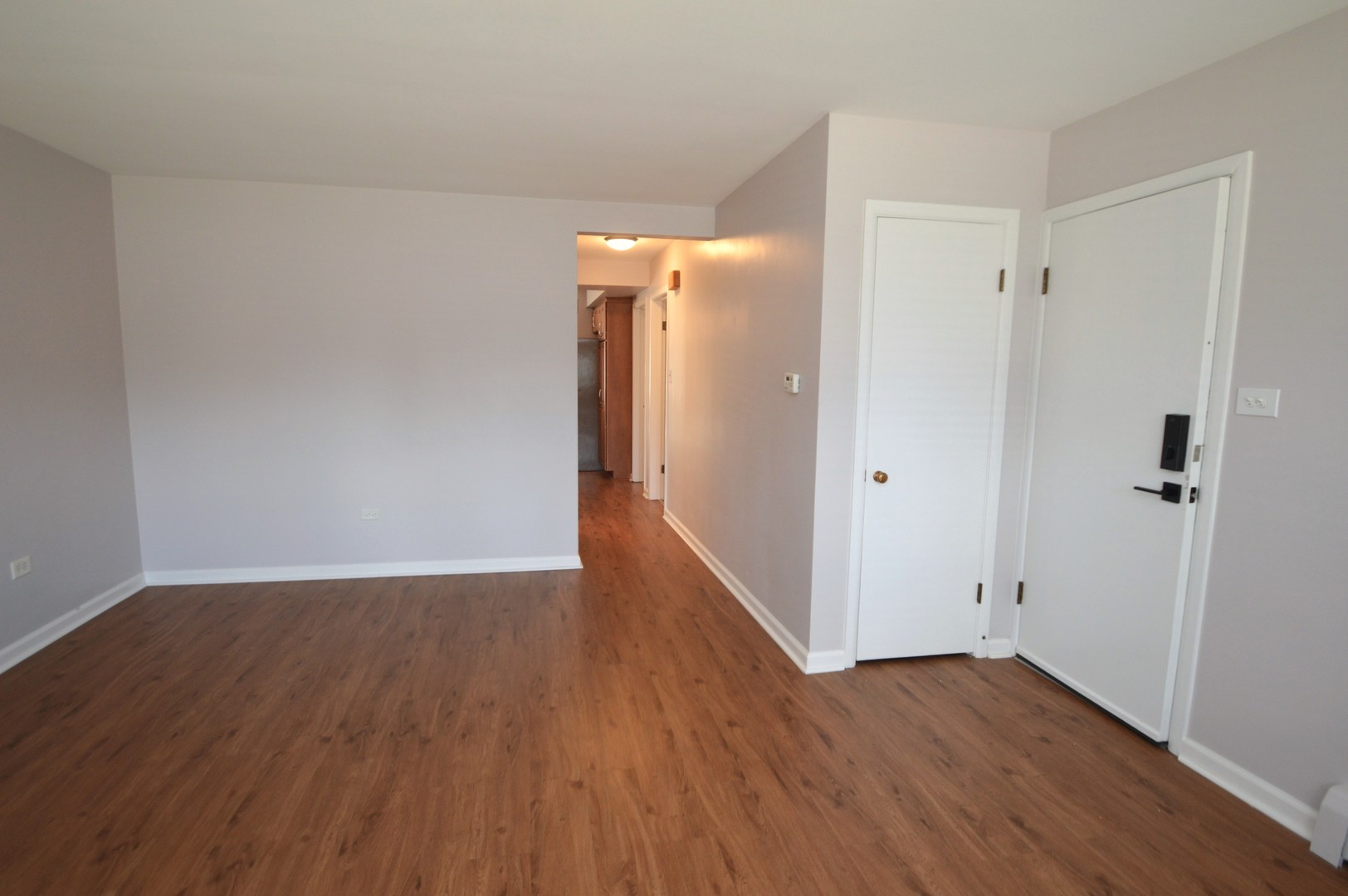 10332 Elizabeth Street #1, Westchester, IL 60154