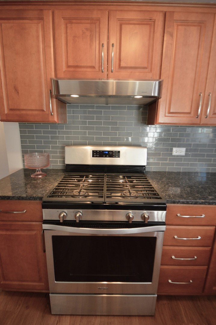 10332 Elizabeth Street #1, Westchester, IL 60154