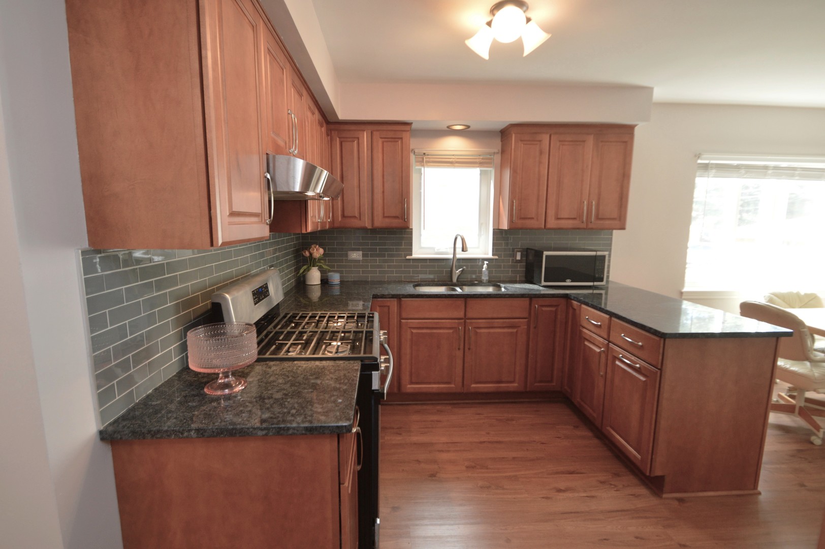 10332 Elizabeth Street #1, Westchester, IL 60154