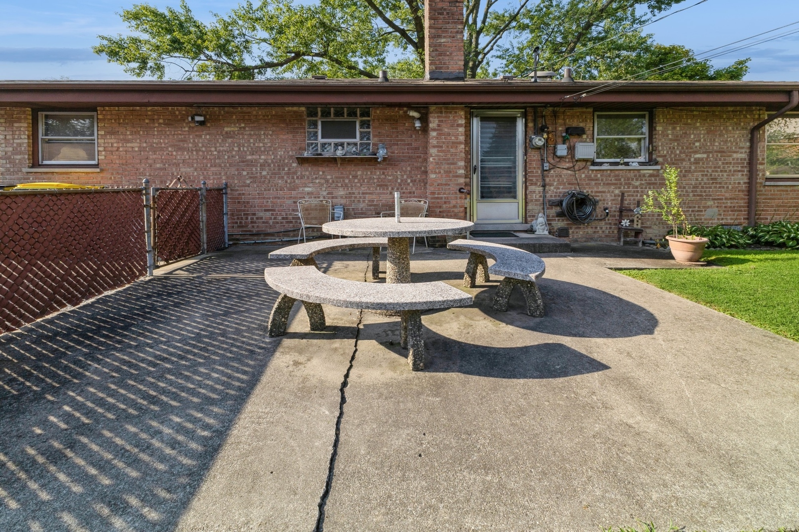 6812 98th Street, Chicago Ridge, IL 60415