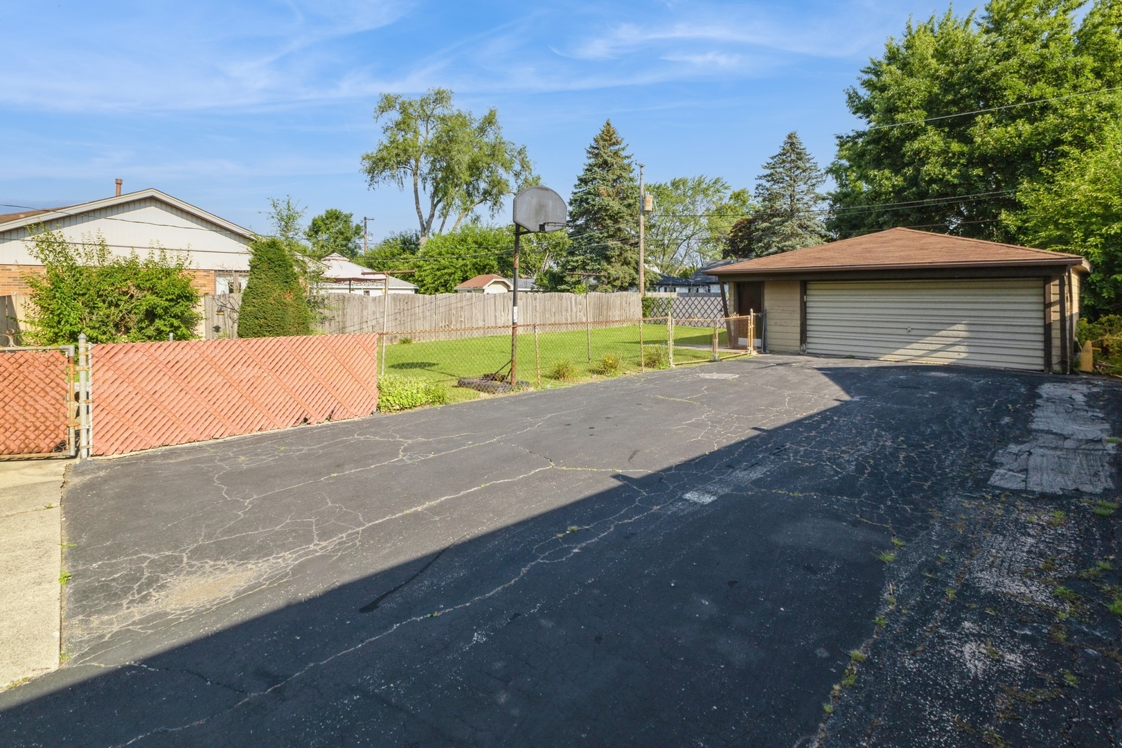 6812 98th Street, Chicago Ridge, IL 60415