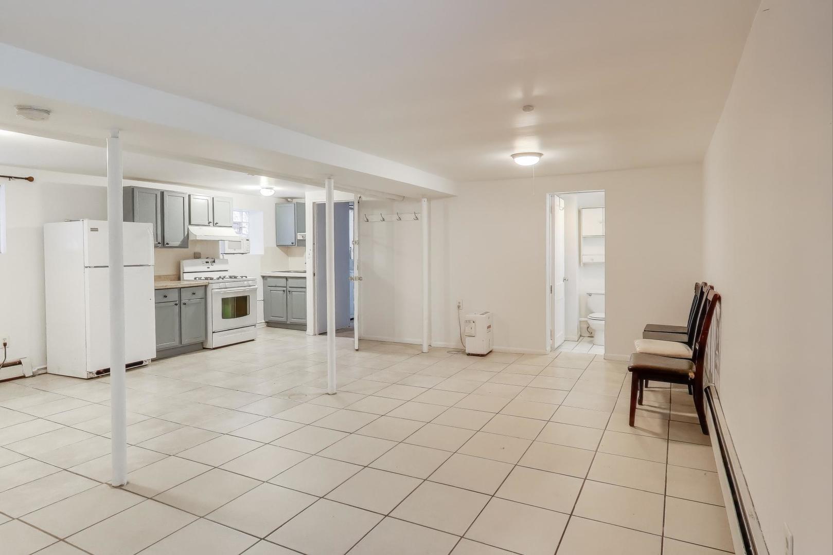 2744 N Marmora Avenue, Chicago, IL 60639