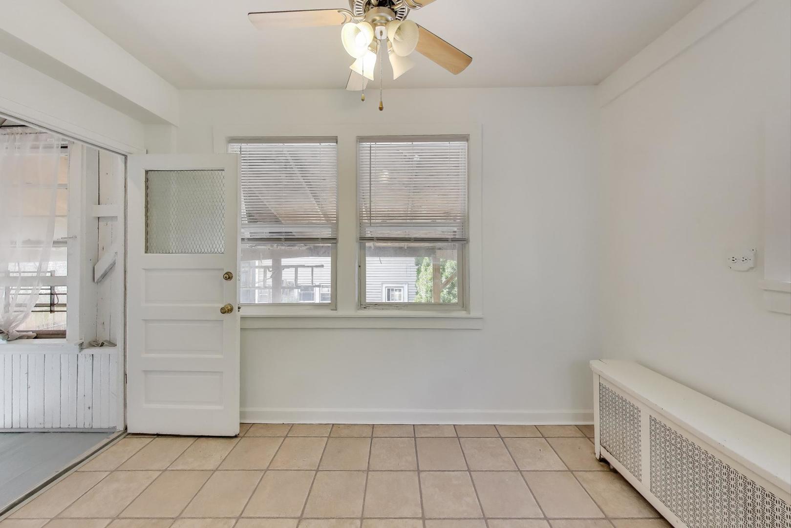 2744 N Marmora Avenue, Chicago, IL 60639