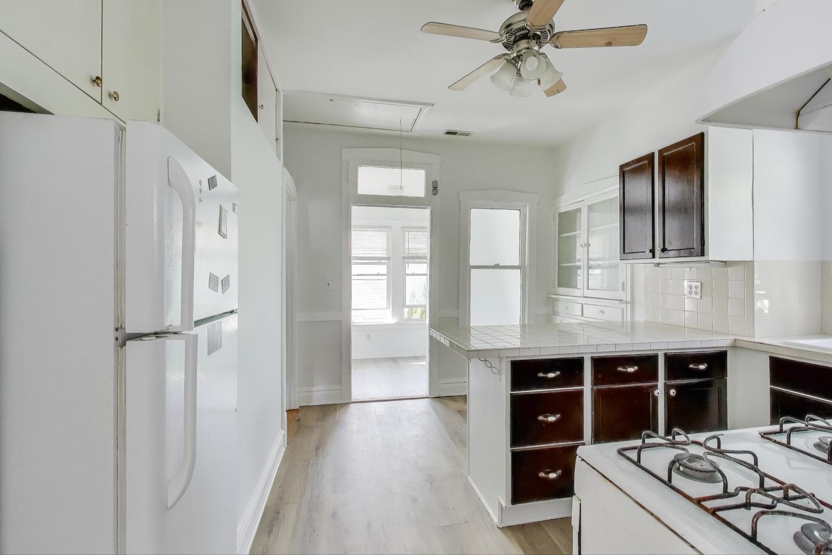 2744 N Marmora Avenue, Chicago, IL 60639