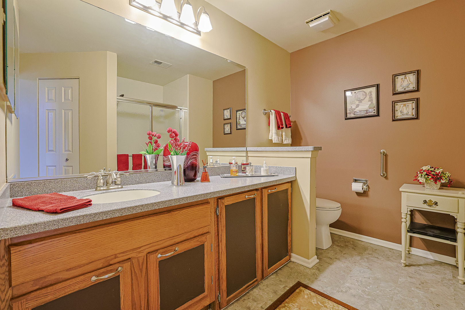 342 Ashford Circle #2, Bartlett, IL 60103