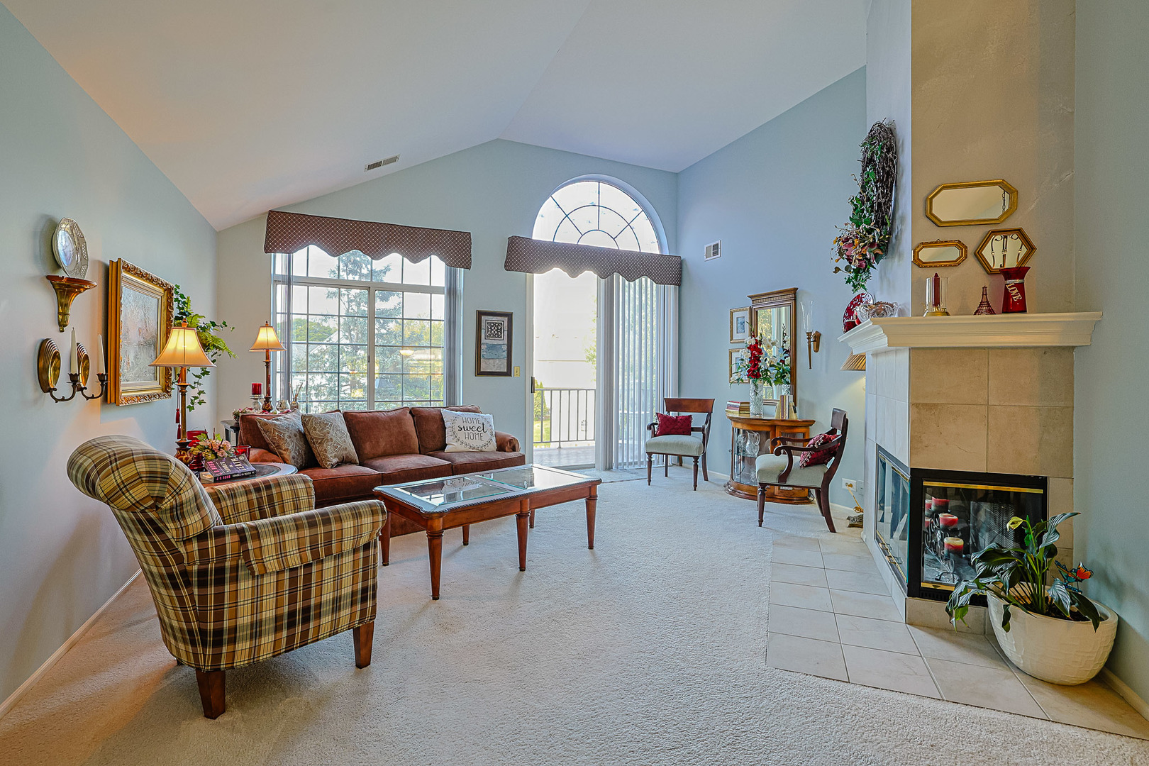 342 Ashford Circle #2, Bartlett, IL 60103