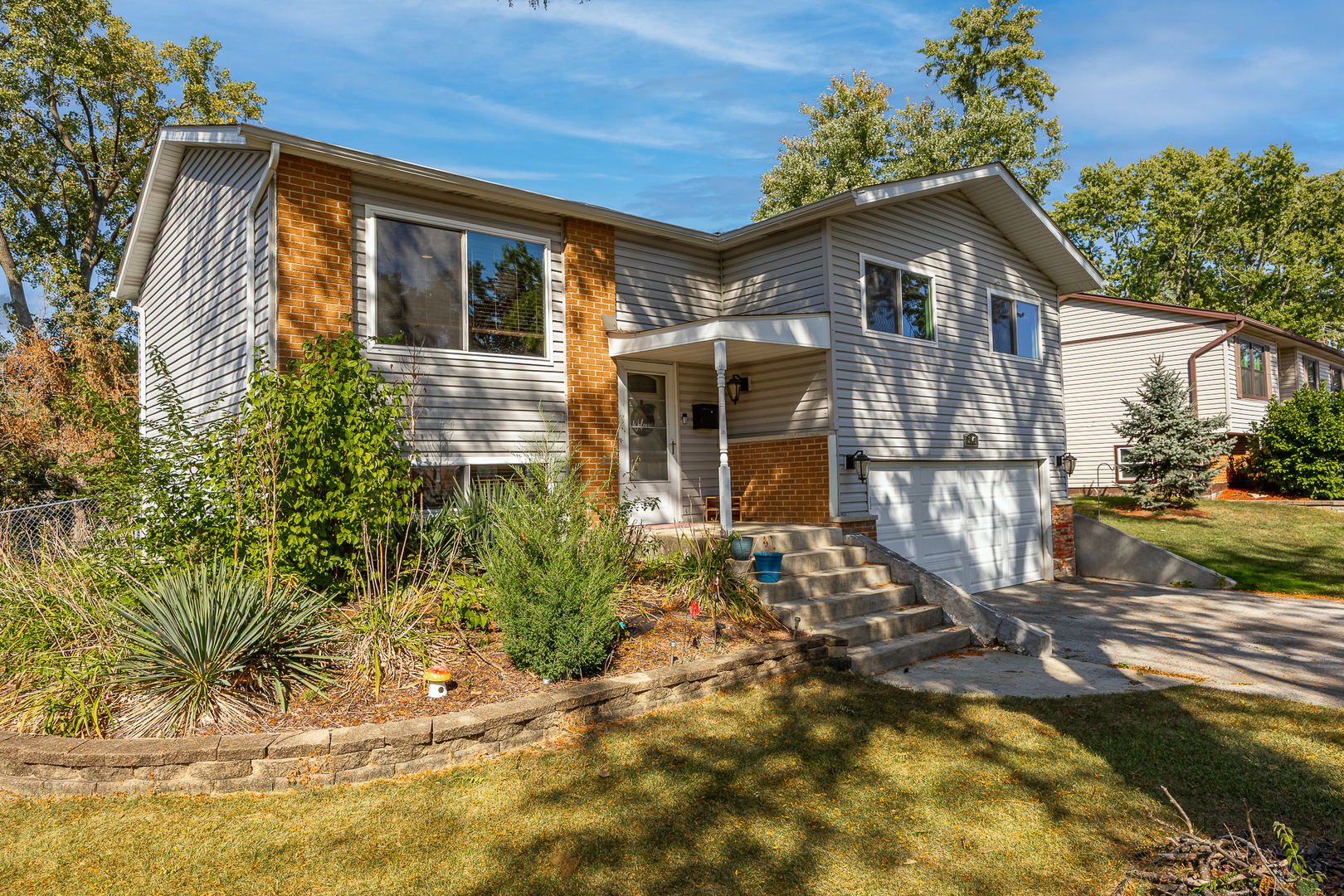 2546 Jonquil Lane, Woodridge, IL 60517