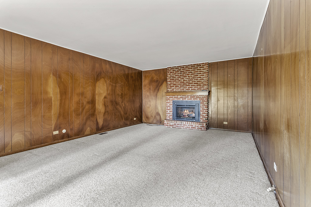 6066 Forestview Drive, Oak Forest, IL 60452