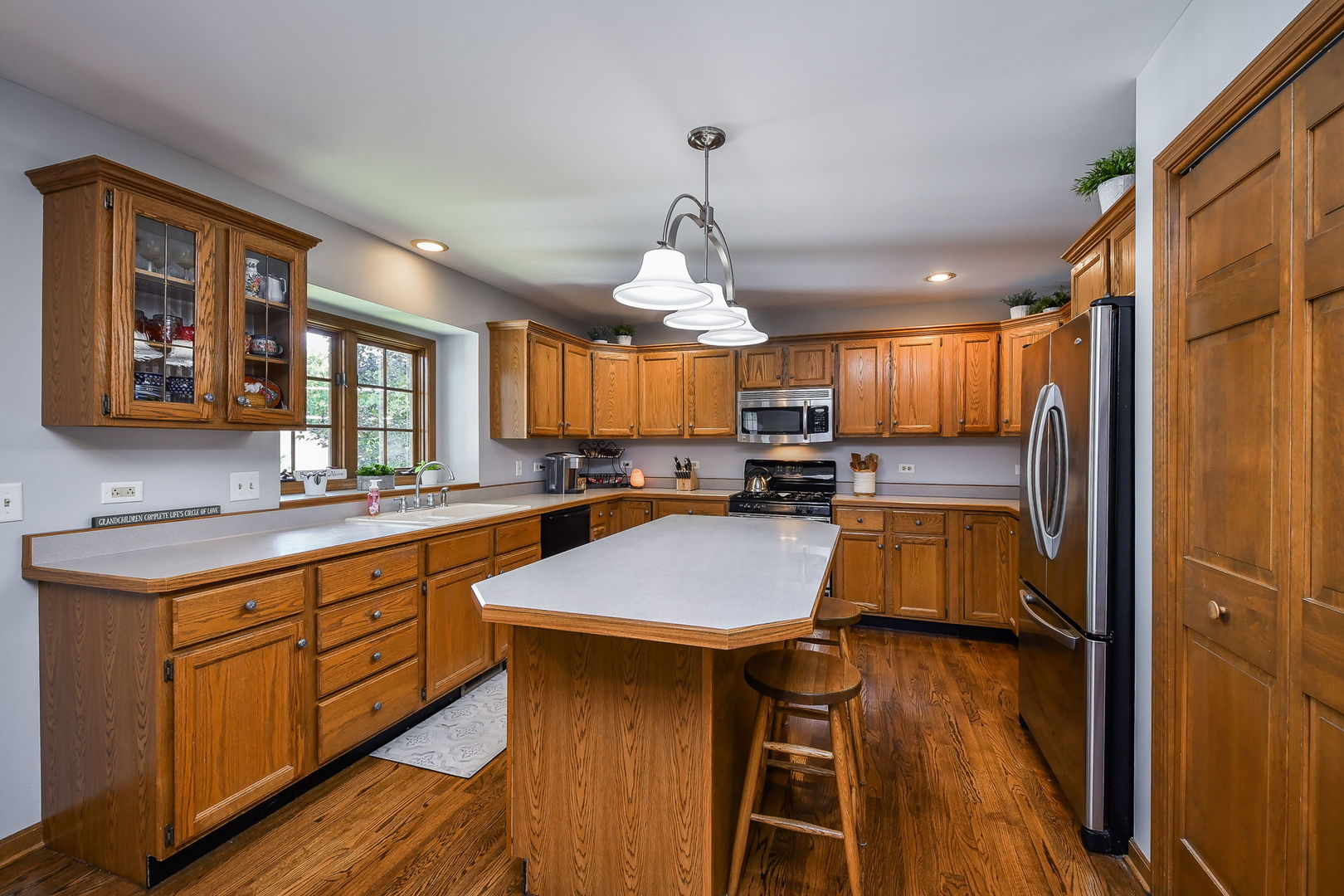 0N741 Woodlawn Street, Wheaton, IL 60187