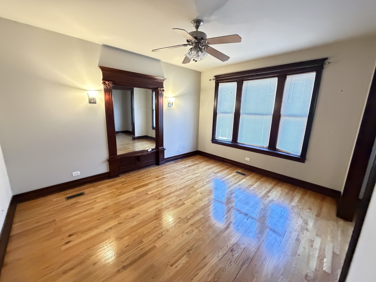 2113 W North Avenue #1W, Chicago, IL 60647