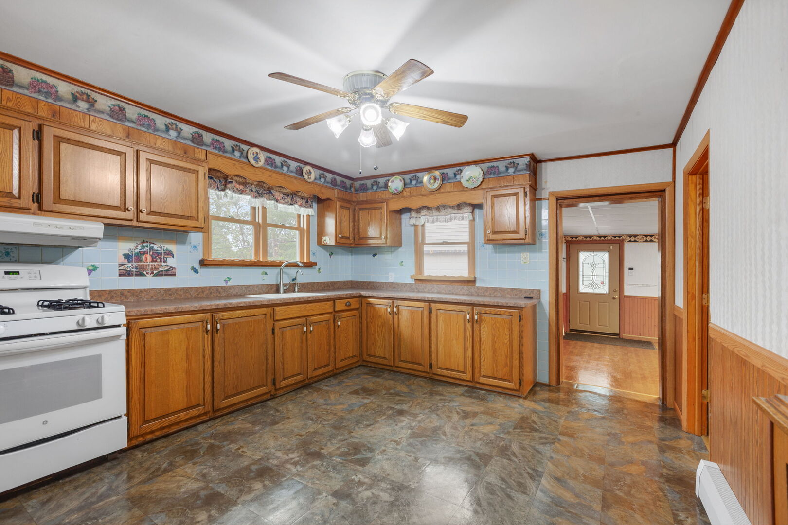 23433 N Summit Drive, Barrington, IL 60010
