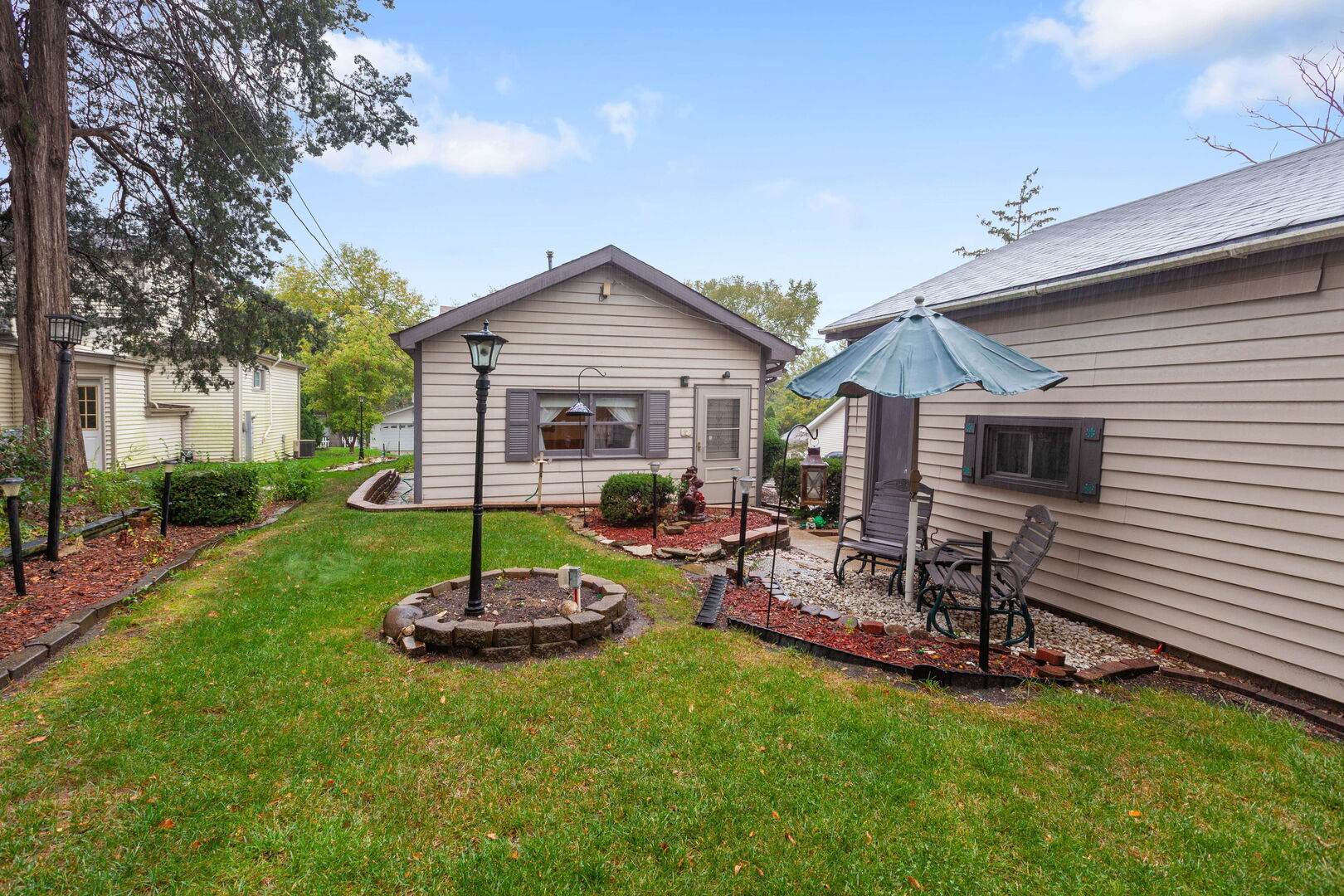 23433 N Summit Drive, Barrington, IL 60010