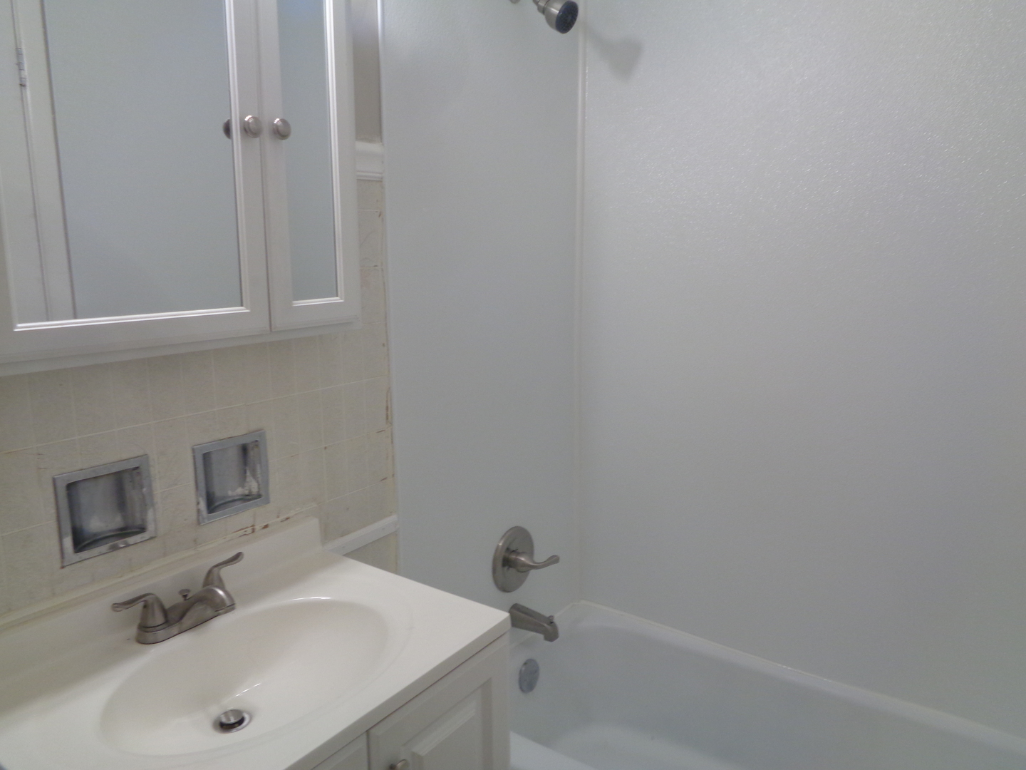 8244 W 87th Street #13, Hickory Hills, IL 60457