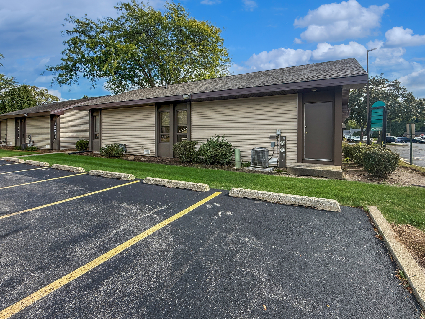 4306 W Crystal Lake Road #A, McHenry, IL 60050