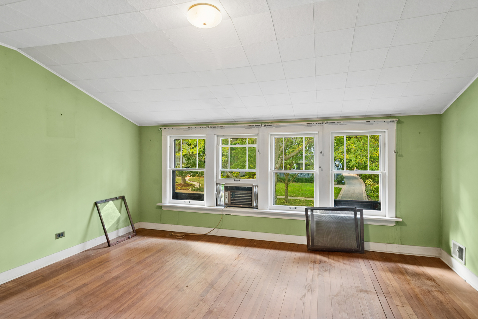 785 Locust Street, Winnetka, IL 60093