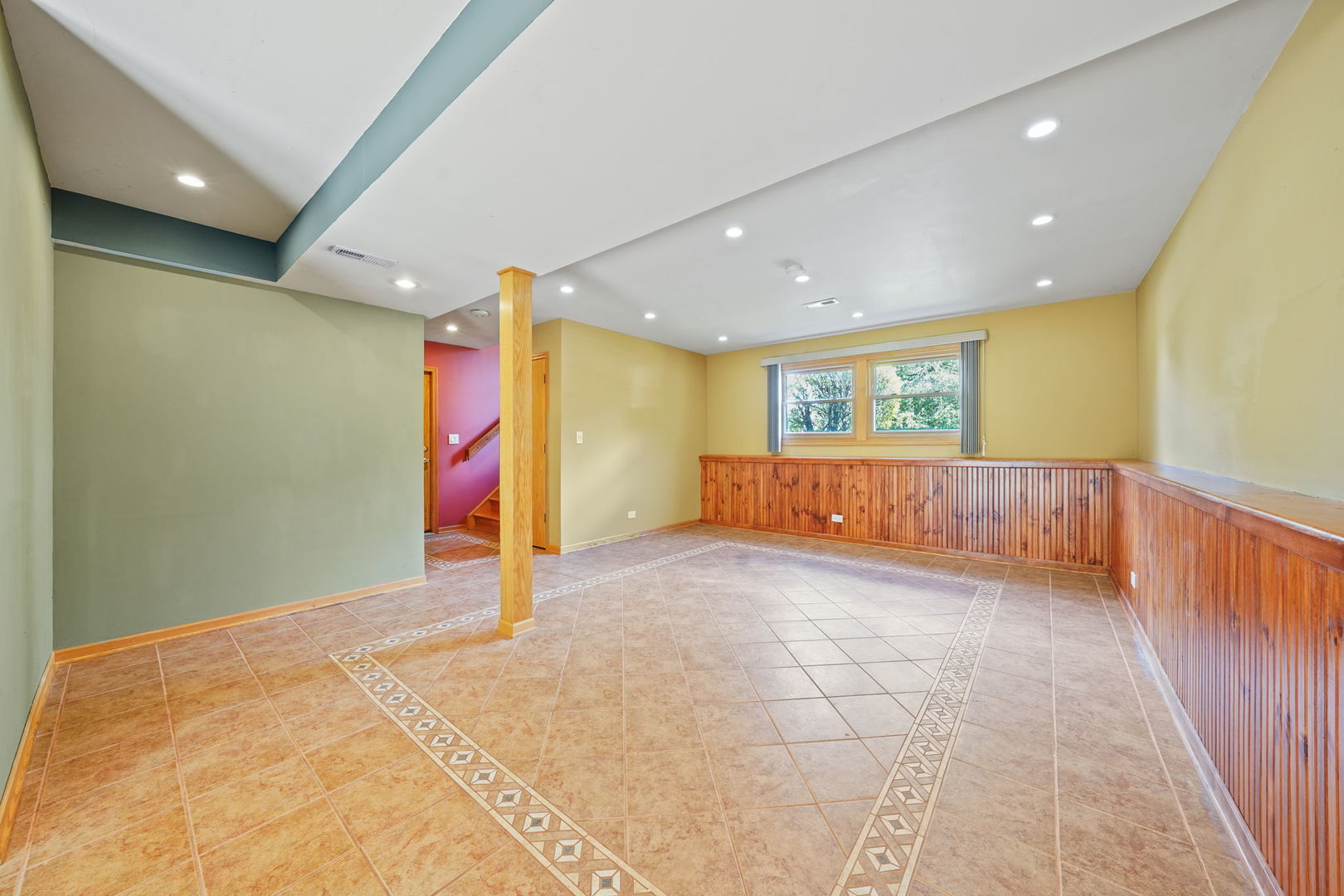251 Polo Club Drive, Glendale Heights, IL 60139
