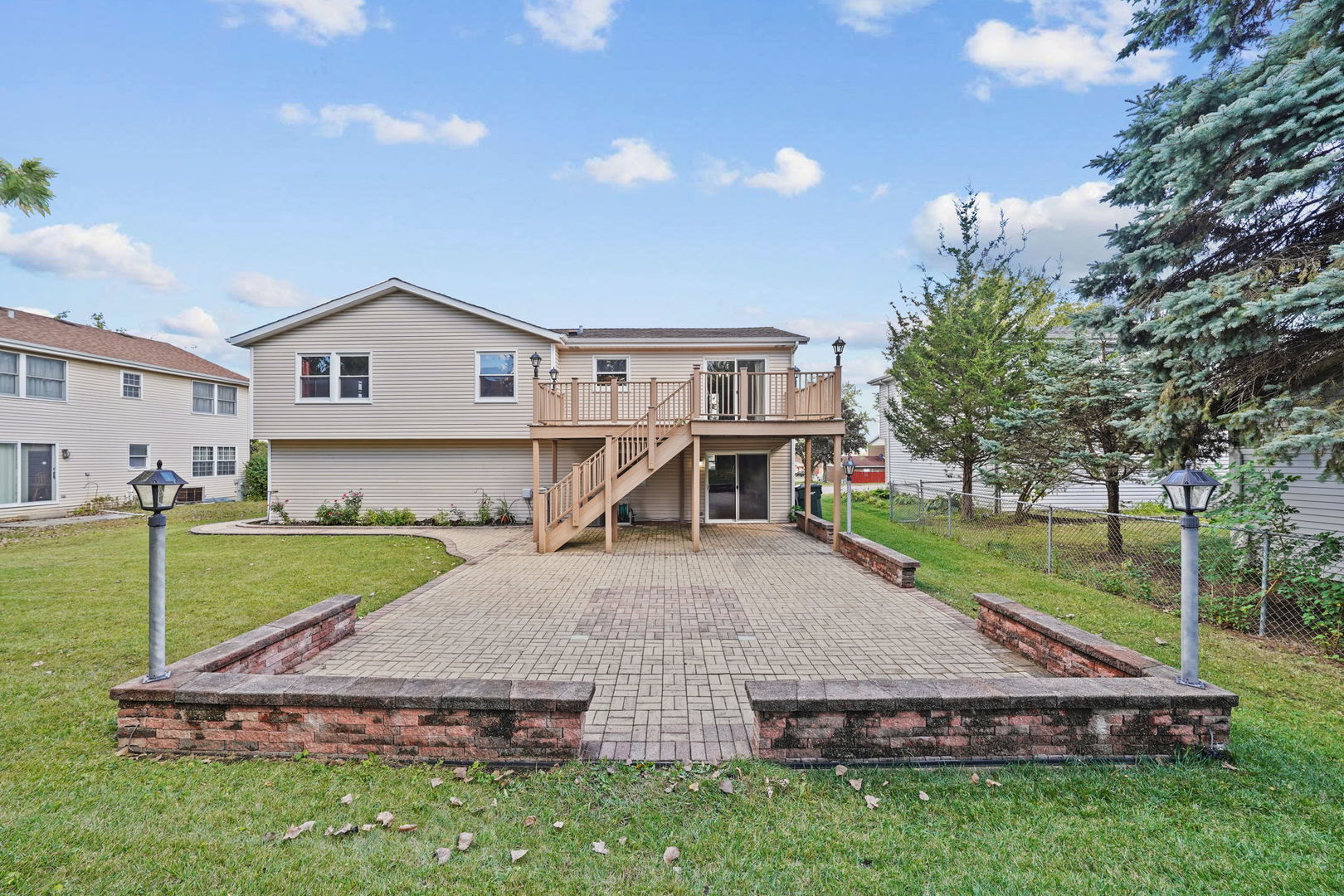 251 Polo Club Drive, Glendale Heights, IL 60139
