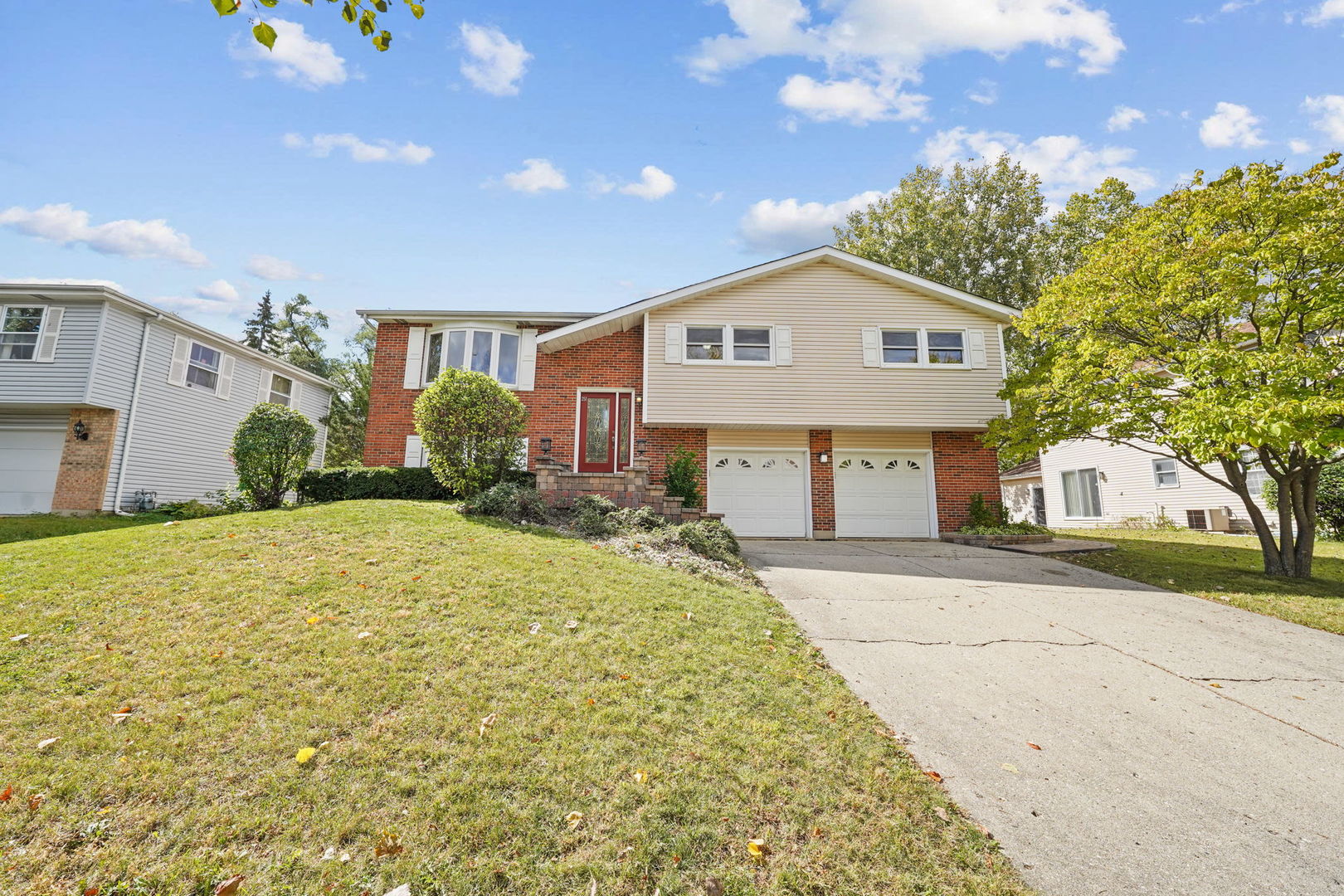 251 Polo Club Drive, Glendale Heights, IL 60139