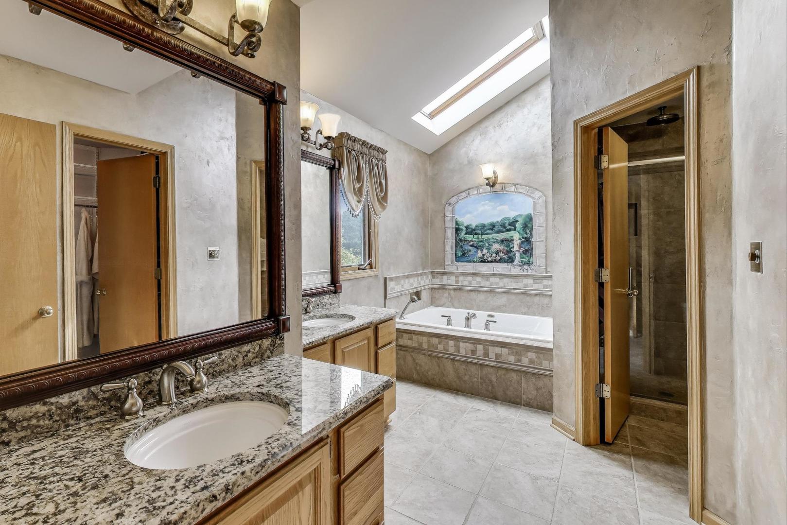 8720 Galleria Court, Spring Grove, IL 60081