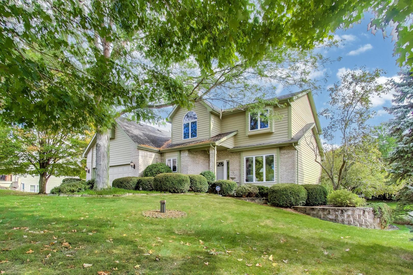 8720 Galleria Court, Spring Grove, IL 60081