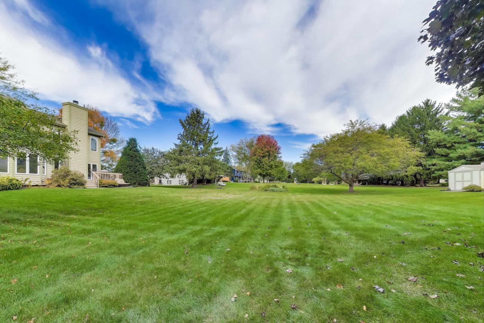 8720 Galleria Court, Spring Grove, IL 60081