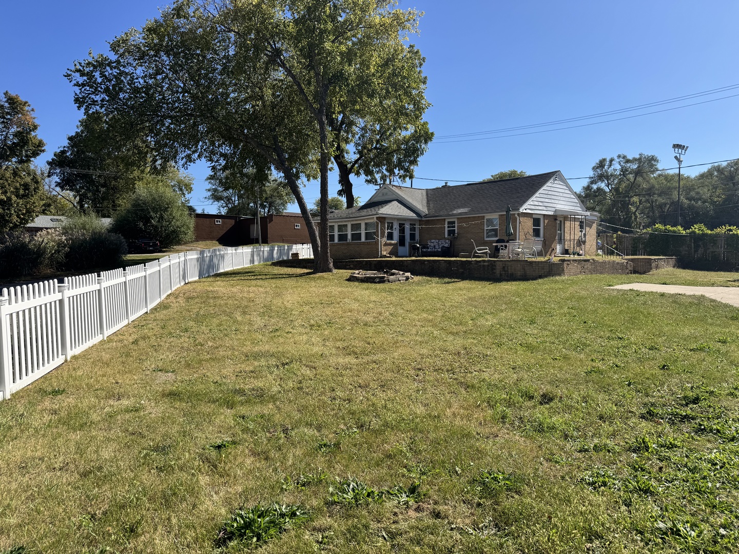 4310 Wilshire Avenue, Rockford, IL 61101