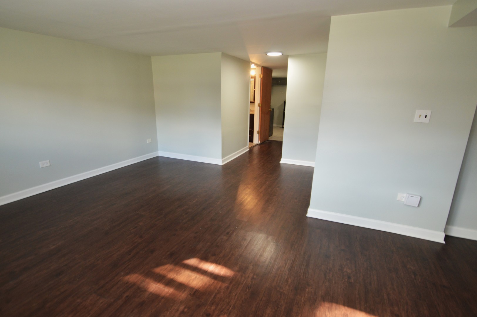 10332 Elizabeth Street #Garden, Westchester, IL 60154