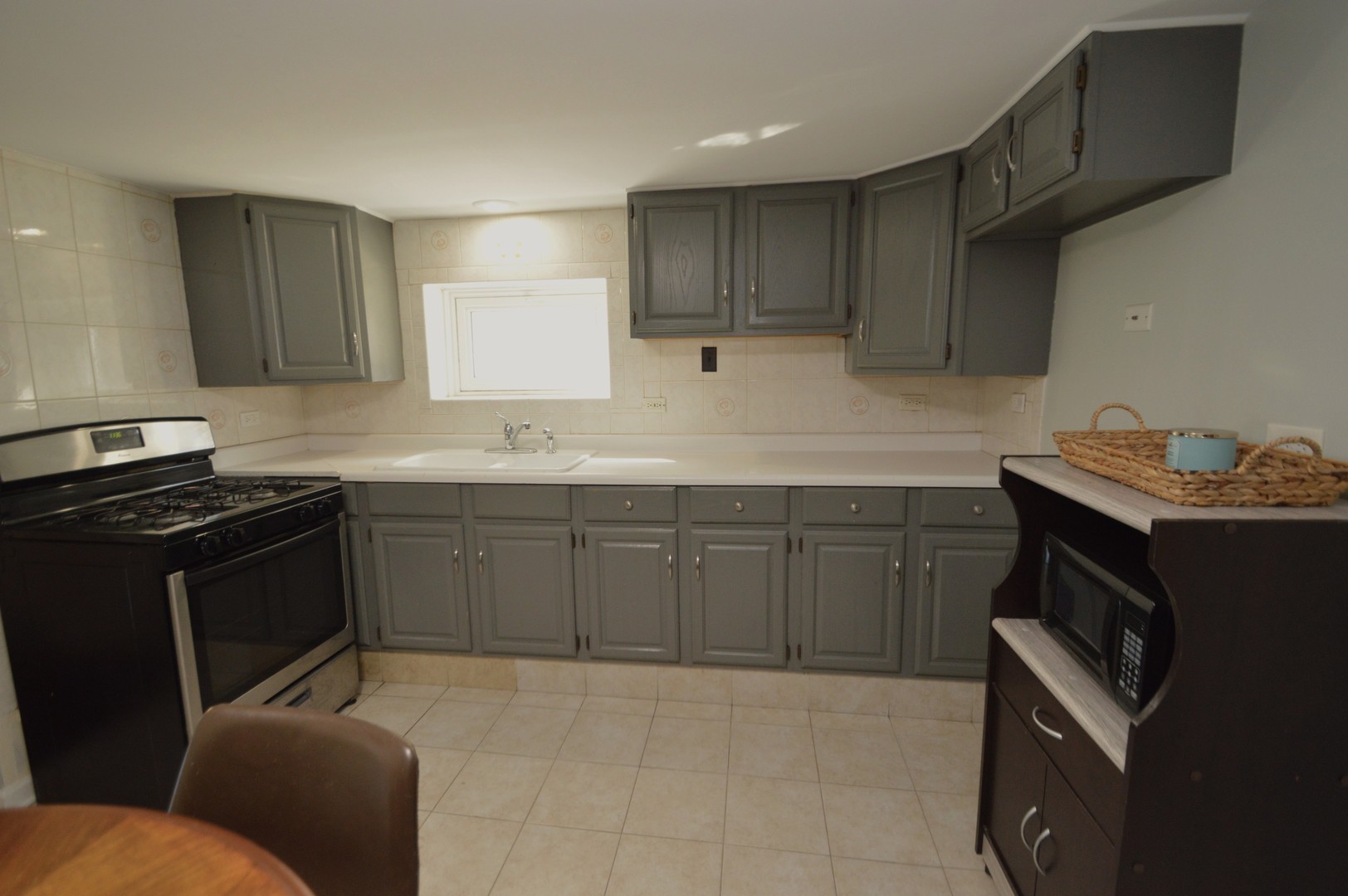 10332 Elizabeth Street #Garden, Westchester, IL 60154