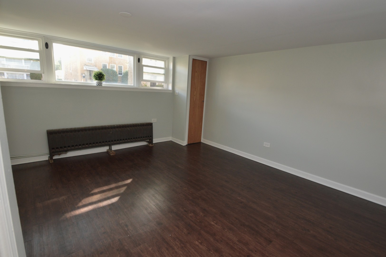 10332 Elizabeth Street #Garden, Westchester, IL 60154