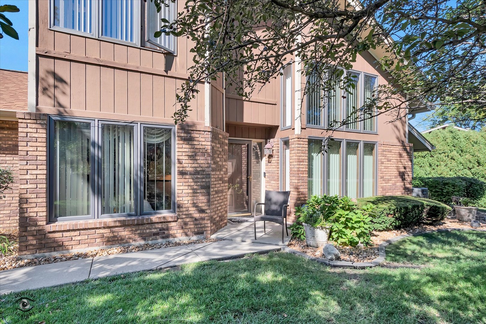 3037 Candlewood Court, Flossmoor, IL 60422