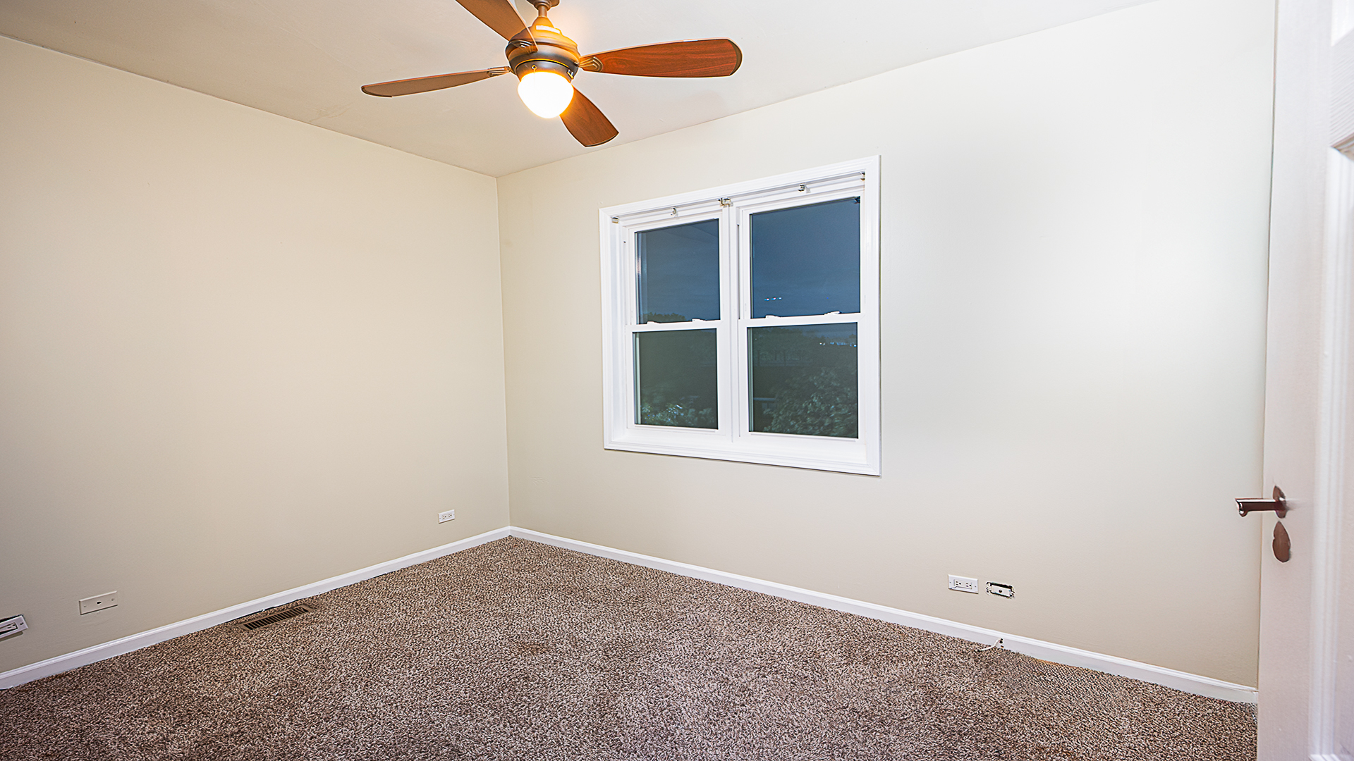 4507 S Lake Park Avenue #3S, Chicago, IL 60653