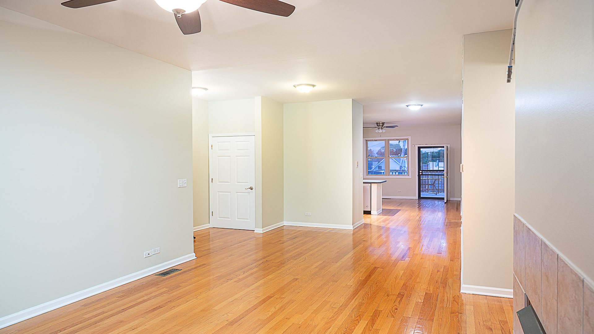 4507 S Lake Park Avenue #3S, Chicago, IL 60653