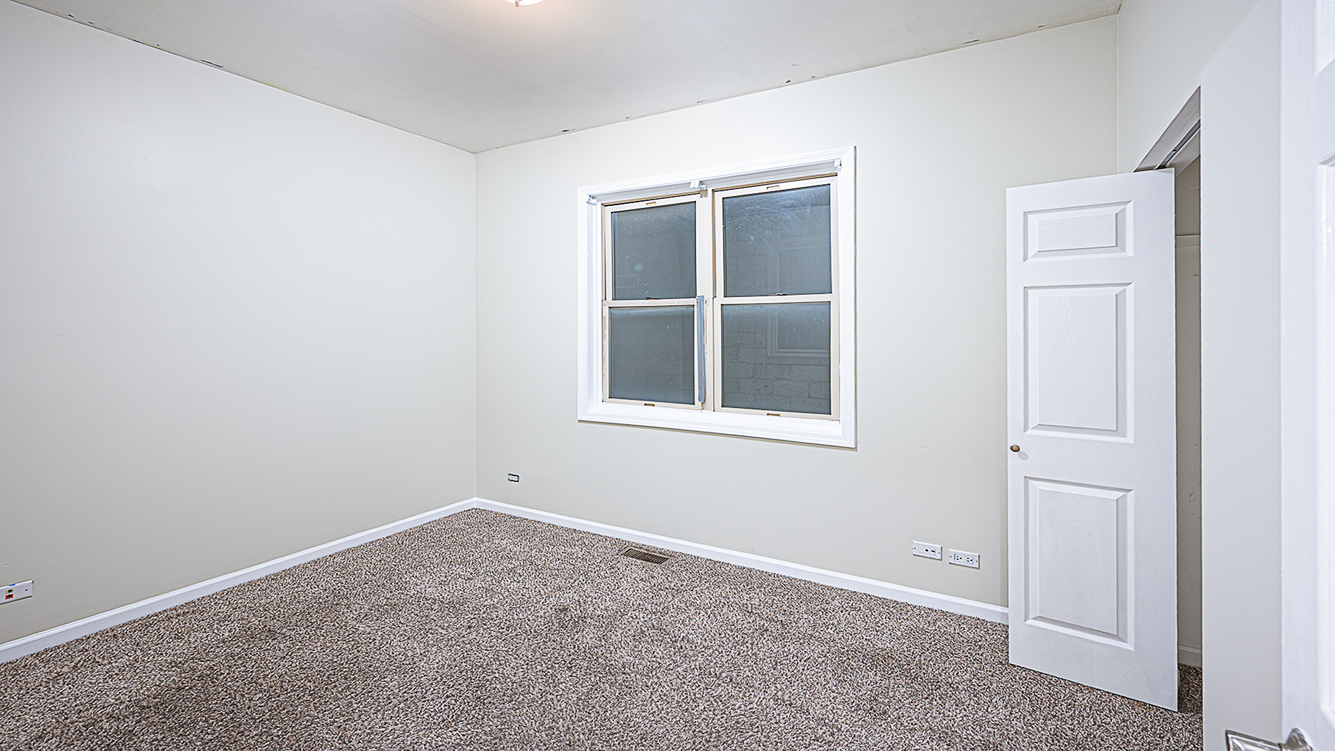 4507 S Lake Park Avenue #3S, Chicago, IL 60653