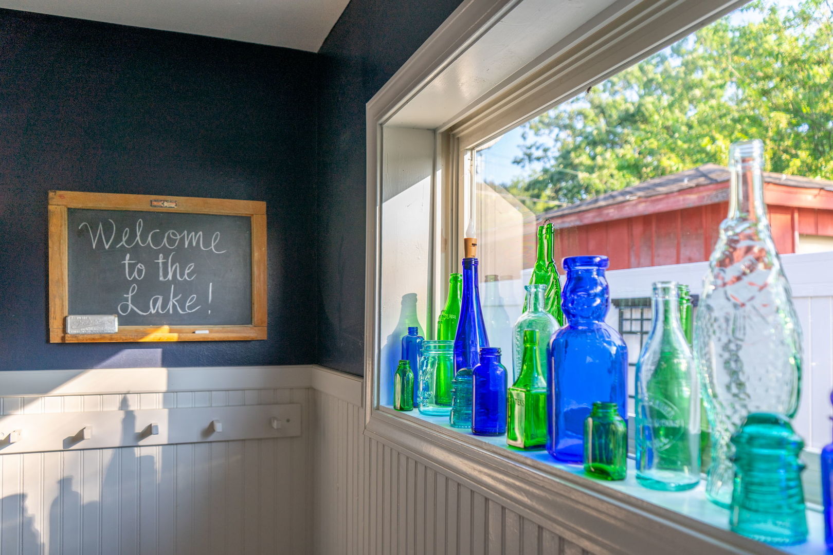 4612 W Lake Shore Drive, Wonder Lake, IL 60097