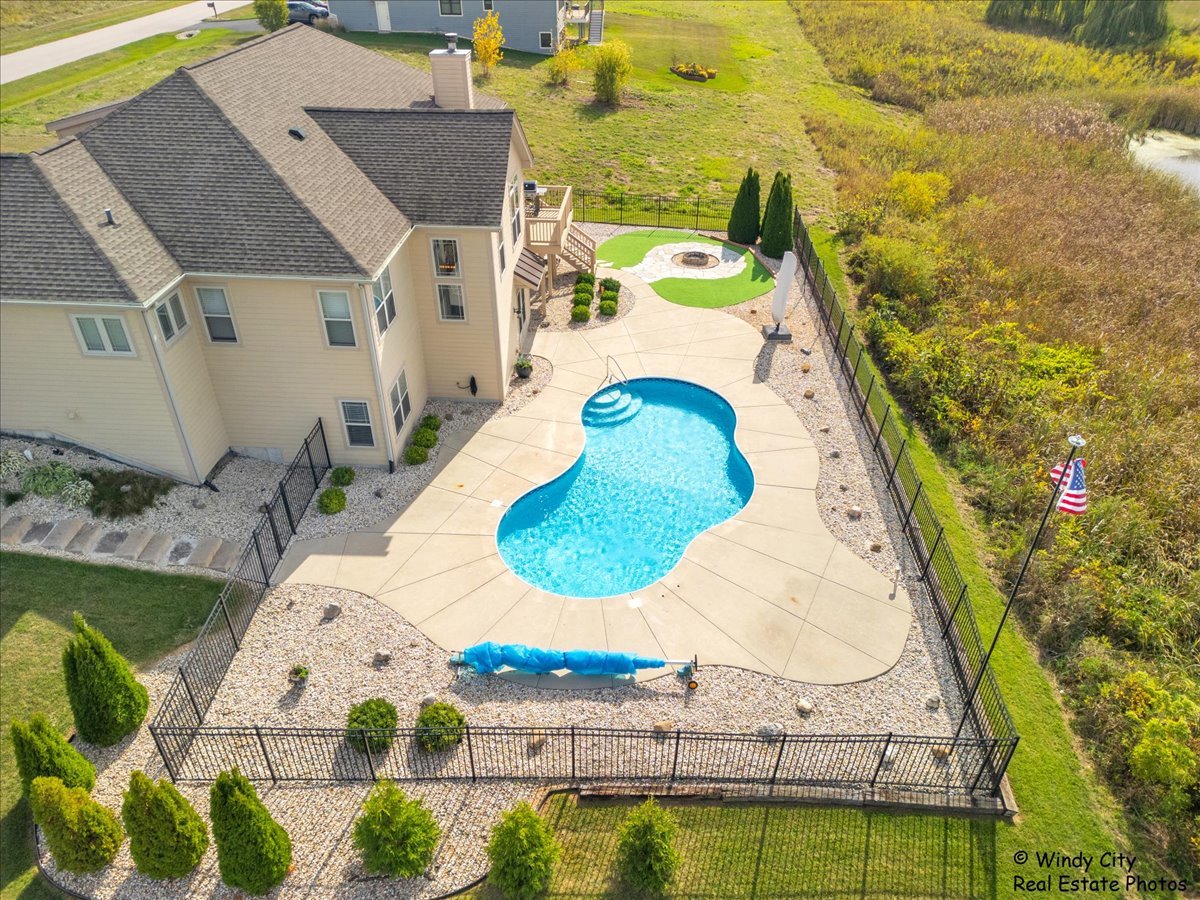 10319 Clearwater Way, Huntley, IL 60142