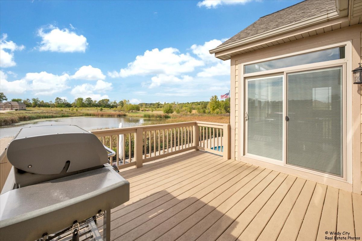 10319 Clearwater Way, Huntley, IL 60142