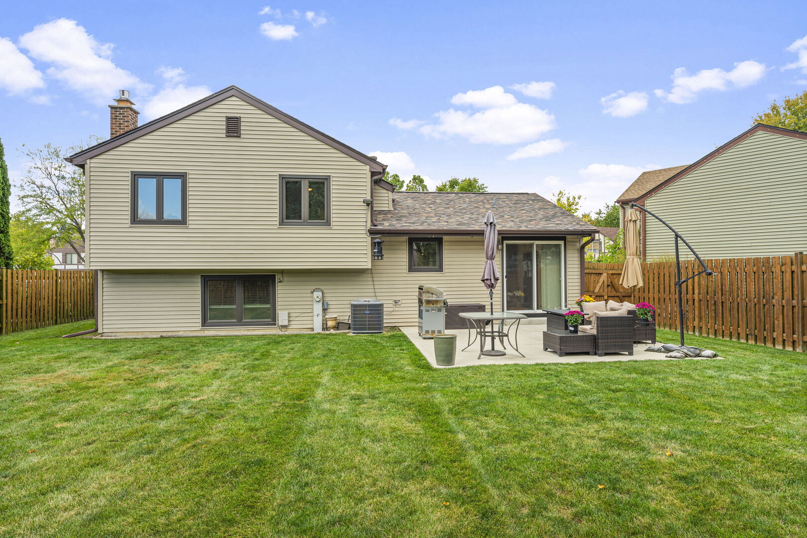 307 Albright Court, Vernon Hills, IL 60061